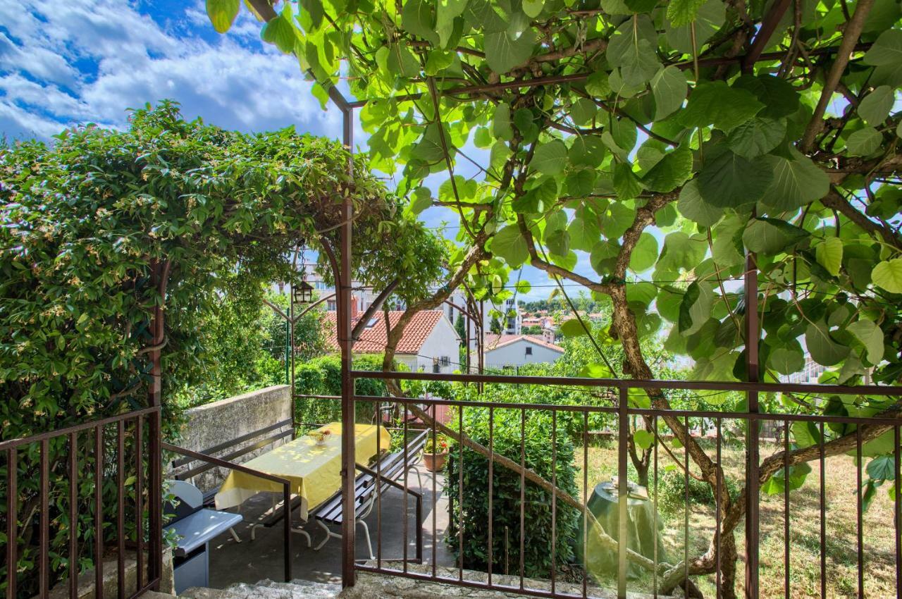 Apartman Paola Pula Dış mekan fotoğraf