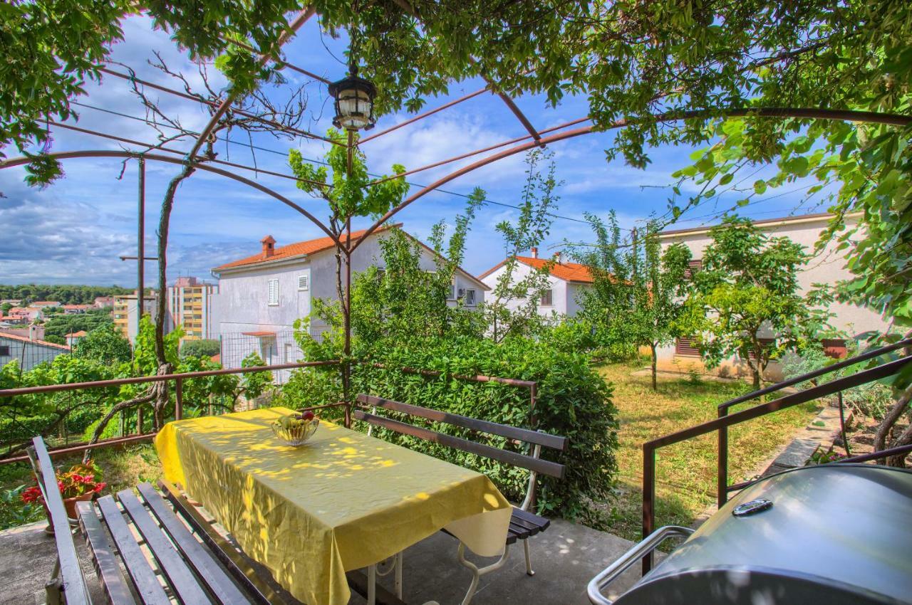 Apartman Paola Pula Dış mekan fotoğraf