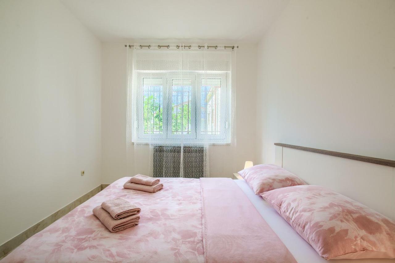 Apartman Paola Pula Dış mekan fotoğraf